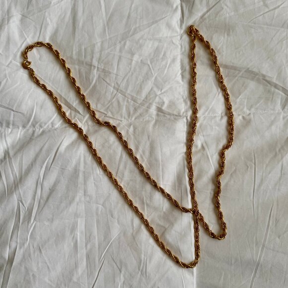 Vintage VENDOME Long Gold Tone Metal Chain Necklace - EUC - Picture 6 of 8